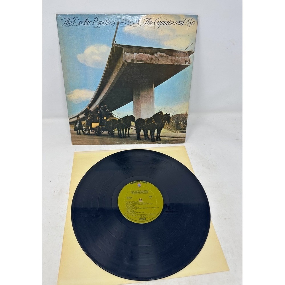 THE DOOBIE BROTHERS The Captain And Me LP vinyl record album BS 2694 1973